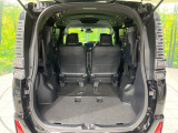 後席を格納すると、これだけの広さが!シーンに合わせたシートアレンジで、大きな荷物も積むことが出来ます♪