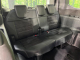 3列目シートはもちろん状態良好☆大人でもゆったりと座って頂けますので、大人数でのお出かけもラクラクです♪ご家族で、気の知れた仲間で、ドライブに行くのが楽しみですね♪