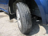 タイヤサイズは175/80R15 純正アルミ装着♪