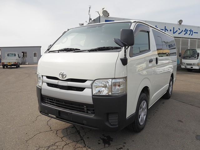 トヨタ レジアスエース 