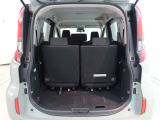 広々としたラゲージスペースを備えています。大きなものや長さのある荷物もしっかりと積み込めます。