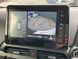 ◆◆◆まるで真上から見ているかのように見えますアラウンドビューモニターです。移動物検知機能がついています。駐車が苦手な方でもこれでらくらく駐車できますよ。