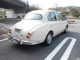 当社の中古車は整備工場にて心を込めて整備させていただいております。