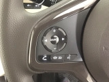 ステアリングリモコンは、運転中でも簡単に音量調整やチャンネル変更もできます!わき見運転防止にもつながるので安心です♪