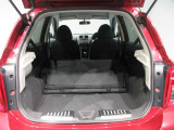後席を倒せばさらに広々。大きな荷物も積載可能です!