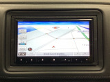 ナビゲーションはフルセグTV対応のメモリーナビ(社外品)を搭載しています。Bluetoothオーディオ機能がありますので、スマートフォンなどの音楽も再生できます。