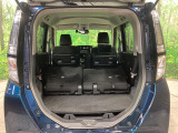 普段のお買い物や通勤、送迎等に十分な荷室スペースを確保しております。セカンドシートを倒すと、大きな荷物の積載も可能です♪