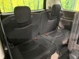 3列目シートはもちろん状態良好☆大人でもゆったりと座って頂けますので、大人数でのお出かけもラクラクです♪ご家族で、気の知れた仲間で、ドライブに行くのが楽しみですね♪