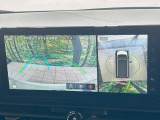 【アラウンドビューモニター】専用のカメラにより、上から見下ろしたような視点で360度クルマの周囲を確認することができます☆死角部分も確認しやすく、狭い場所での切り返しや駐車もスムーズに行えます。