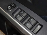 電動格納式ドアミラー・パワーウインドウを装備しています。