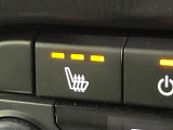 【シートヒーター】寒い日に重宝するシートヒーター!エアコンより早く温まってくれるので寒がりの人も安心ですね♪エアコンの温風は乾燥するから苦手、という方にもをおすすめです。