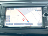 ●純正ナビ:一体感のあるナビは、高級感ある車内を演出してくれます。オーディオ機能も充実しておりますので、運転もより楽しめます♪