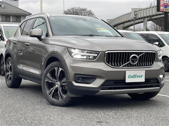 XC40 B4 AWD インスクリプション 4WD 4WD 本革シート
