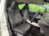 運転席シート廻りは使用感も少なく、良好な状態となっています。丁寧に使われていたことがよくわかりますね。