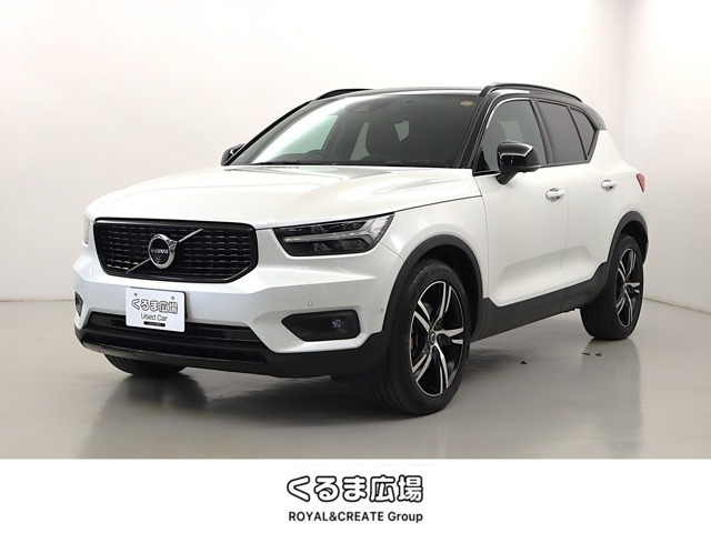 XC40 B4 AWD Rデザイン 4WD 