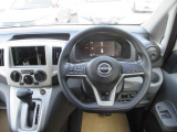 清潔で広々した座席です!是非、現車を見て体感してみてください。