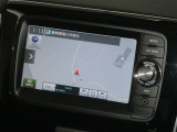 【6.2インチ純正ナビ】純正ナビを装備。タッチパネル式で使いやすく、詳細地図により目的地をピンポイントで設定できます。初めての道でも迷いにくく、ロングドライブも快適ですよ♪