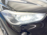 ●LEDヘッドライト:夜間走行時も良好な視界を確保し安心して運転できる高輝度LEDヘッドライトを装備!点灯速度が早く、消費電力も抑えられています。