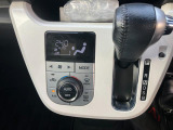 オートエアコン付きなので車内も快適