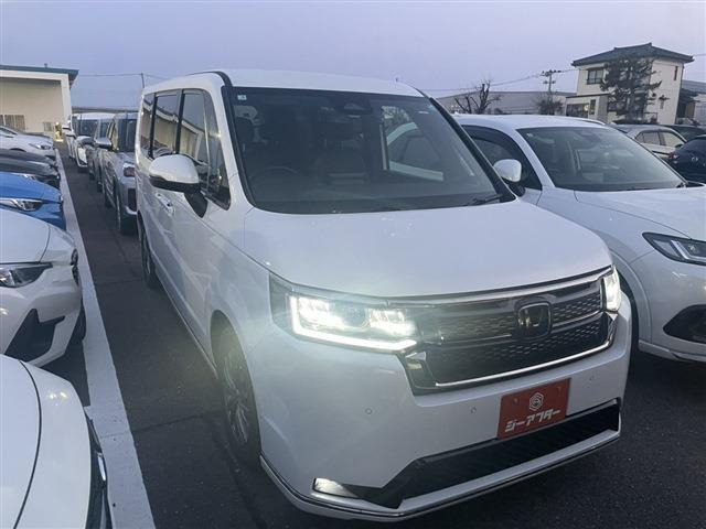 ステップワゴン 2.0 e:HEV スパーダ フリップダウンモニター 禁煙車 純正ナビ