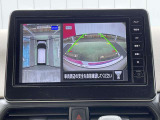 上から車を見下ろしたような画面が駐車をサポート、運転が苦手な方でも安心してお使い頂けます!!