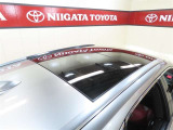 パノラマルーフ装着車です。