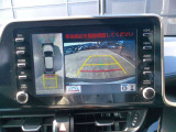 バックガイドモニターで、後方を確認しながら安心して駐車することができます。運転初心者も熟練者も必須の機能ですよ!