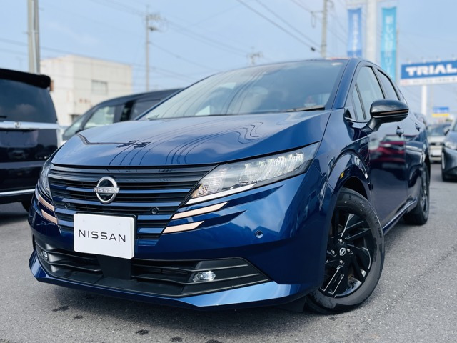 ノート1.2 X 90周年記念車