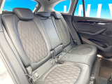 ●後部座席も気になるようなキズ・汚れやへたり等、大きなダメージはなく、良好な状態です。