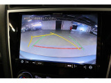 バックカメラ装備。後方の安全確認はおまかせ!!これで苦手な車庫入れも安心です。小さなお子様のいるご家庭では重要です。