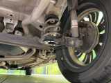 お車を安心してお乗りいただく為には、足回りの定期点検が欠かせません。サービスサポート(有償保証)では無料点検もご提供しており、安心のカーライフをお過ごしいただけるサポート体制が整っています。