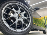 【BBS製アルミホイール】大人気メーカーのホイールを装備♪軽量・高硬度のアルミホイールは、ハンドリング・加速など、走りの質を向上してくれます♪
