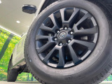 【純正18インチアルミホイール】外観にマッチした純正アルミホイールを装着しております。各種社外アルミホイールや、スタッドレスタイヤも取扱いしております。是非ご相談ください♪