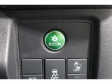 ECONボタンで低燃費モードに☆☆☆ECONスイッチを上手に使ってエコドライブ♪♪環境にもお財布にも優しい装備です☆☆☆