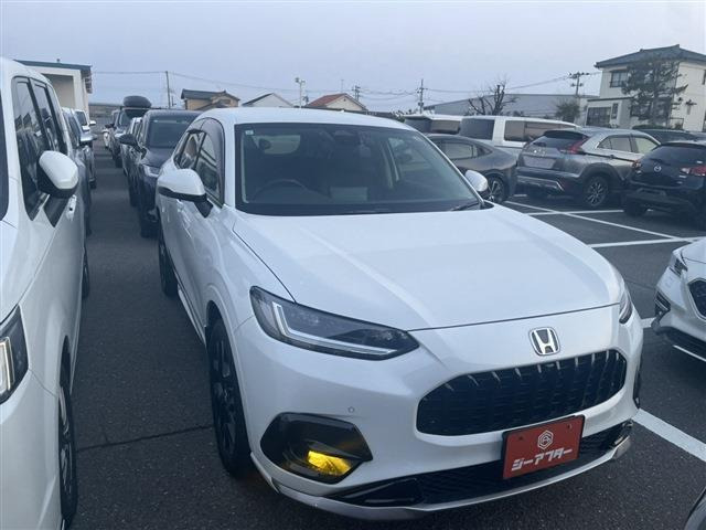 ZR-V 2.0 e:HEV Z 4WD ワンオーナー 禁煙車 純正ナビ