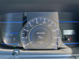【スピードメーター】メーターがシンプルで見やすく運転しやすいですね。