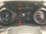 一目で今出ている速度が分かるデジタルメーターを採用しており、うっかりのスピード超過も減りますよ