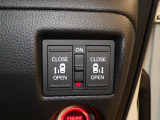 【電動スライドドア】ボタン一つで自由自在に開閉が可能!指先一つで運転席からどちらのドアも開閉できるので非常に便利な装備です!挟み込み防止機能もついているので小さなお子様がいる方も安心です!