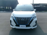 セレナ 1.2 e-POWER ハイウェイスターV 