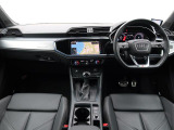 Audiのインテリアはエクステリア同様、優れたデザイン性とクオリティ、そして機能性を兼ね備えております。