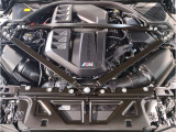 【BMWエンジン】革新的なガソリン・エンジン・テクノロジーによる高性能かつ高効率。レスポンスの良いパワーを発揮。常にスムーズな吸気を実現しアクセル開度にダイレクトに反応しドライビングを楽しく演出。
