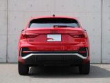一目でAudiだと分かる特色を持つデザイン。