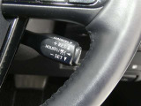 【レーダークルーズコントロール】(全車速追従機能付)付きです。車速に応じて追従支援してくれるので、ロングドライブも快適です。詳細は販売店スタッフまでおたずねください。