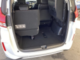 3列目シートをはね上げれば、荷室容量倍増!