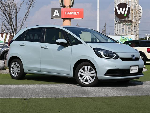 フィット 1.5 e:HEV ホーム 修復歴無し