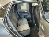 リアシートも広々としていて、座りやすいです。