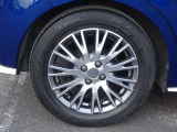 【タイヤ】 【純正16インチアルミホイール】《185/60R16》専用のアルミなのでお車のイメージぴったりですね!