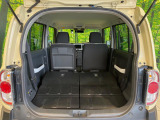 後席を格納すると、これだけの広さが!シーンに合わせたシートアレンジで、大きな荷物も積むことが出来ます♪