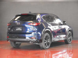 【CX-5】上質感と精悍さを兼ね備え、ワイド感を強調した意匠。オールラウンドな機能美と品格、洗練されたデザイン。