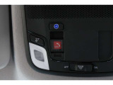 緊急通報ボタンが装備されています。ホンダコネクト対応。ご利用には、Honda Total Care プレミアムのご加入が必要です。
